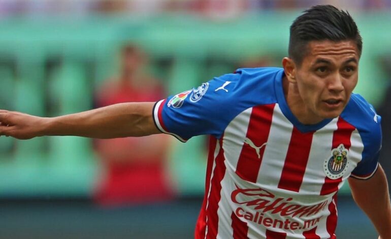 Chivas aplica ‘cero tolerancia’ y da de baja a cuatro jugadores