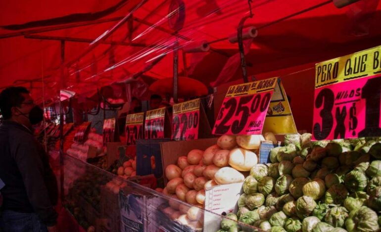 Alertan por aumentos en precios de jitomate, chile, tortilla…