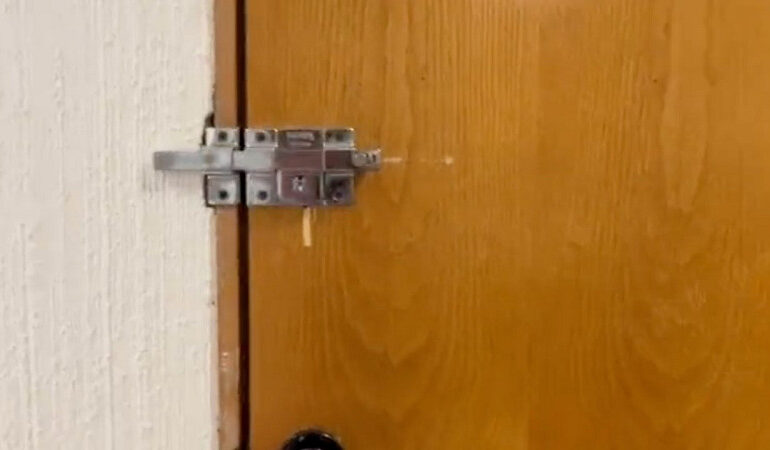 INE asegura que reporteros “nunca estuvieron encerrados” durante reunión con gobernadores