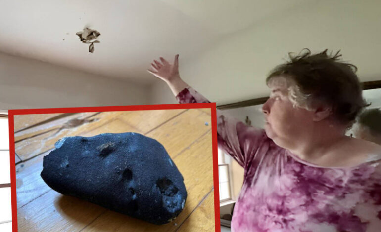 Familia descubre extraña piedra que rompió el techo de su casa; era un meteorito