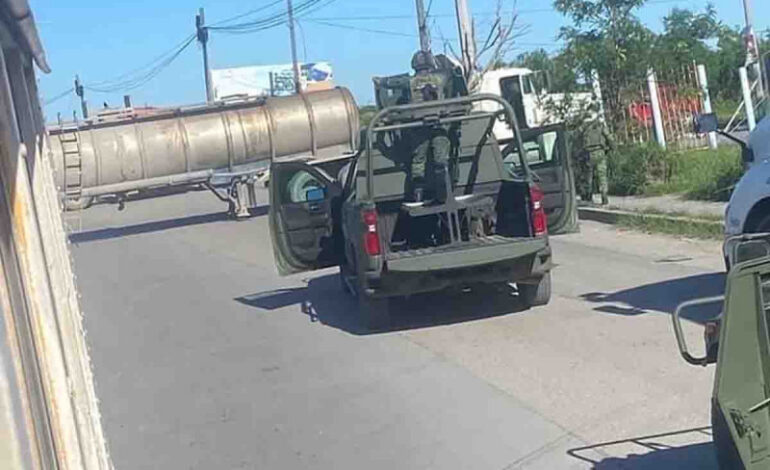 Reportan bloqueos en Reynosa y Matamoros y grupos armados en municipios