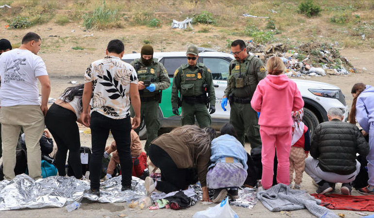 San Diego declara “crisis humanitaria” tras liberación masiva de migrantes a las calles