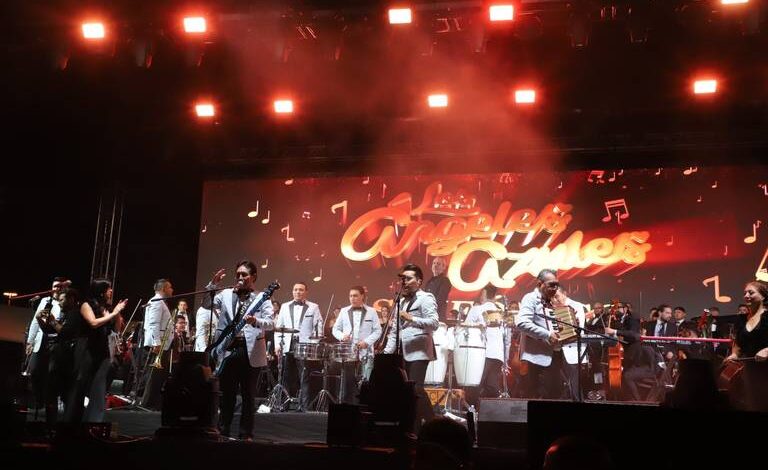 ¡Desde Iztapalapa para Juárez! Asisten 23 mil personas a concierto de Los Ángeles Azules