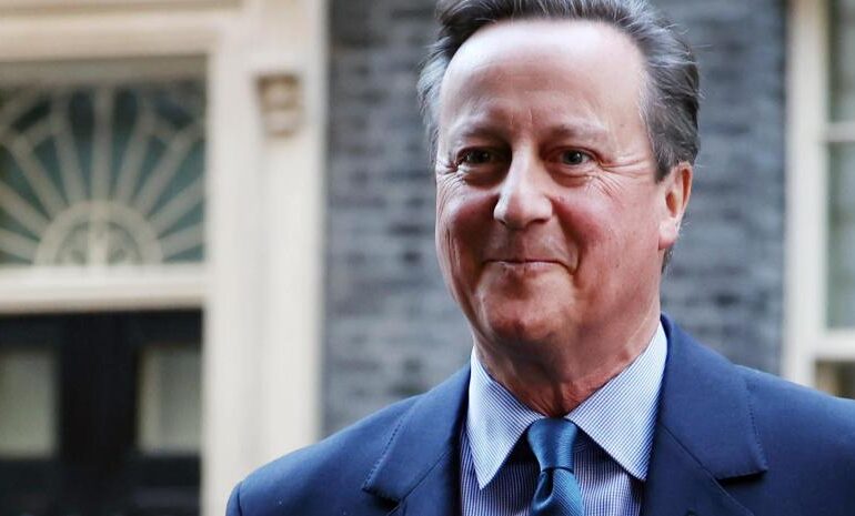 Cameron, el expremier que dimitió por el Brexit, regresa por sorpresa como canciller