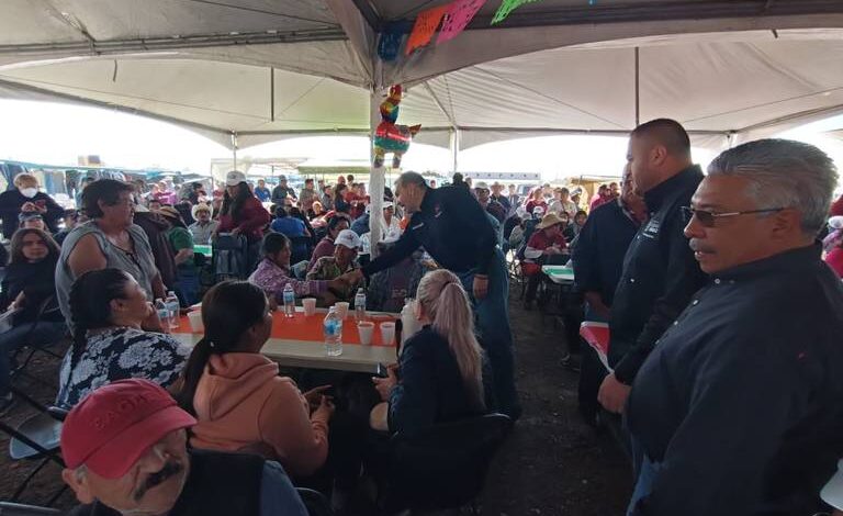 Cruz Pérez Cuellar visita mercado “Segundas de la San Pancho”