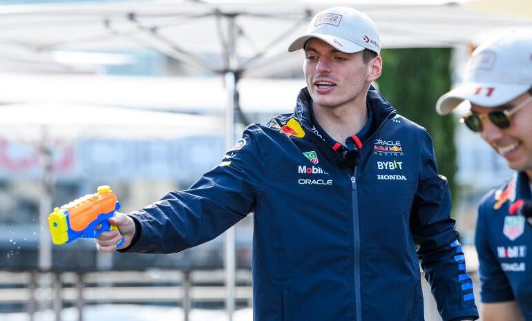 Verstappen va por la 60 en Mónaco, con la oposición de McLaren y Ferrari
