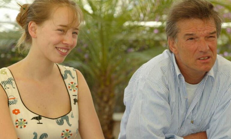 Benoît Jacquot es denunciado por la actriz Isild Le Besco por violarla de adolescente