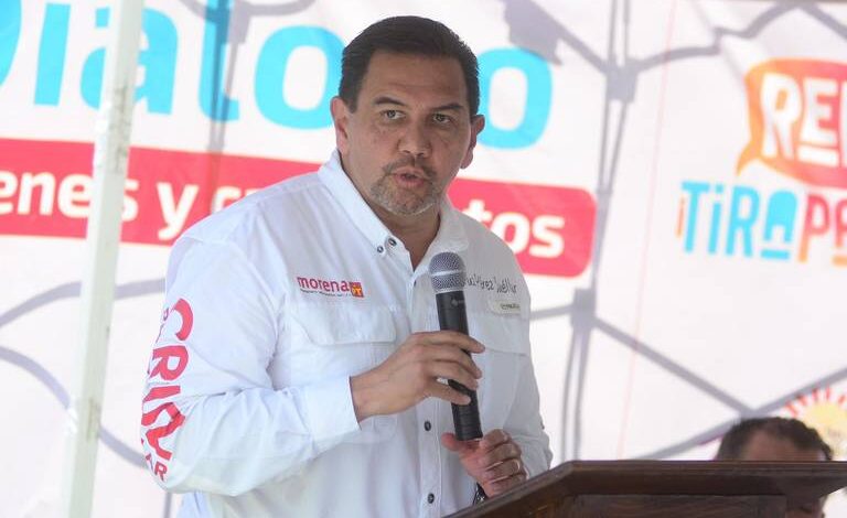 Cruz Pérez Cuéllar realiza reunión con jóvenes