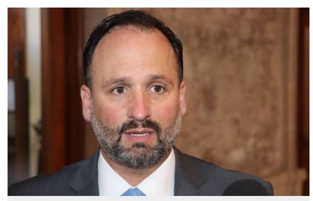 Detectan en Juárez “camiones piratas” de transporte de personal