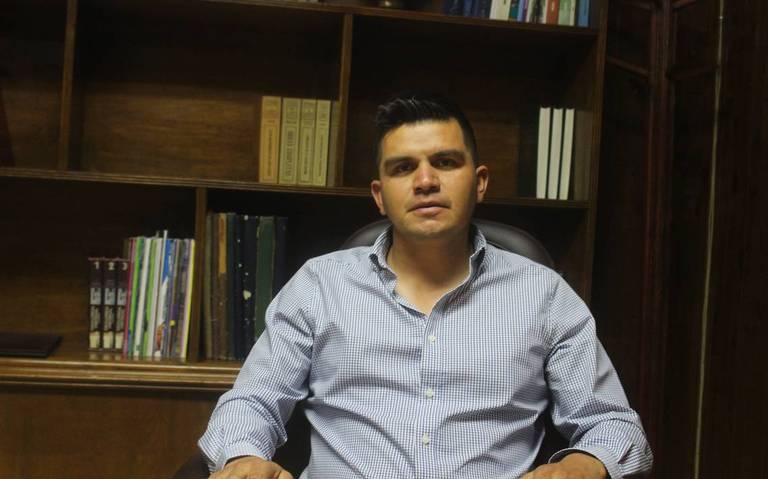 Aventaja por la alcaldía de Ciudad Ahumada Iván Rodelo del PT