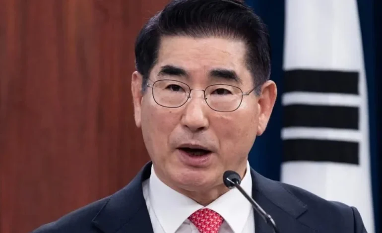 Intentó ex Ministro surcoreano suicidarse tras arresto