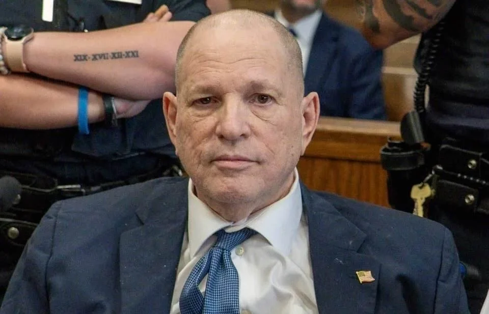 Acusadora reanuda testimonio en nuevo juicio a Harvey Weinstein