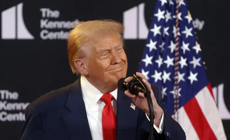 El 52% de estadounidenses piensa que Trump empeoró la economía: encuesta