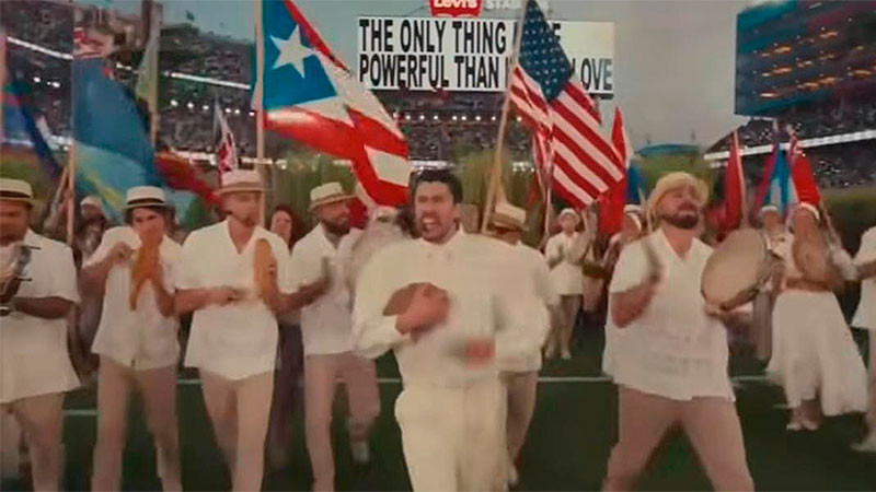 Bad Bunny alza la voz en el Super Bowl: arte y activismo en el escenario más grande del mundo