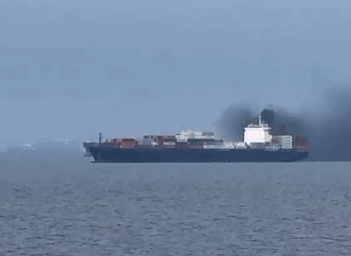 Operación de precisión: Occidente lanza ataques con bombas antibúnker en el estrecho de Ormuz