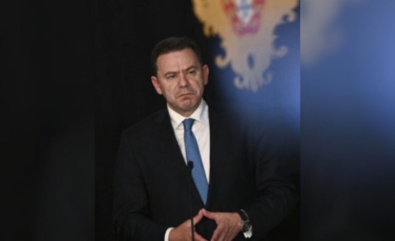 Primer ministro portugués defiende decisión de permitir a EU uso de base contra Irán