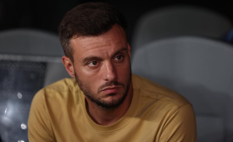 El ocaso de una promesa: el futuro incierto del estratega en crisis